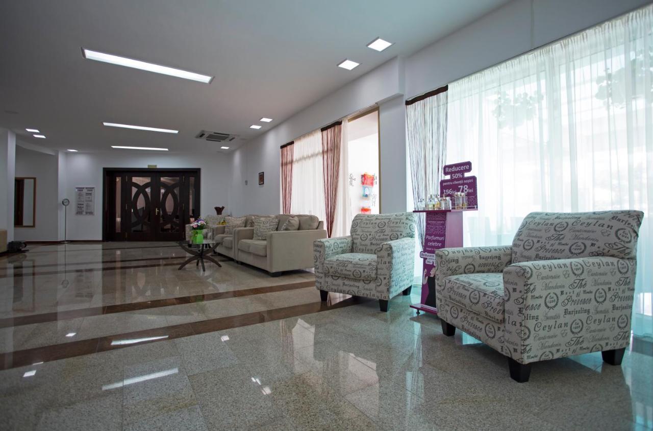 Hotel Condor Mamaja Zewnętrze zdjęcie