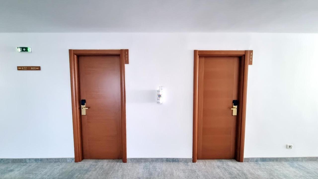 Hotel Condor Mamaja Zewnętrze zdjęcie