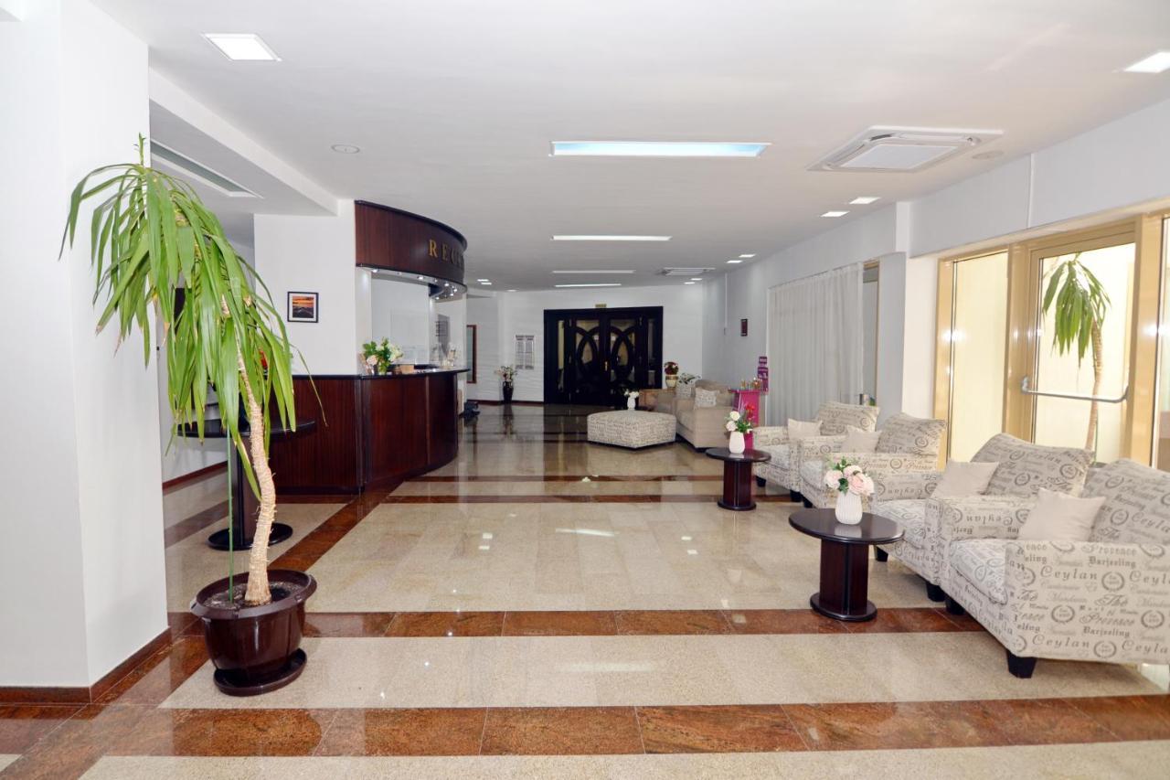Hotel Condor Mamaja Zewnętrze zdjęcie