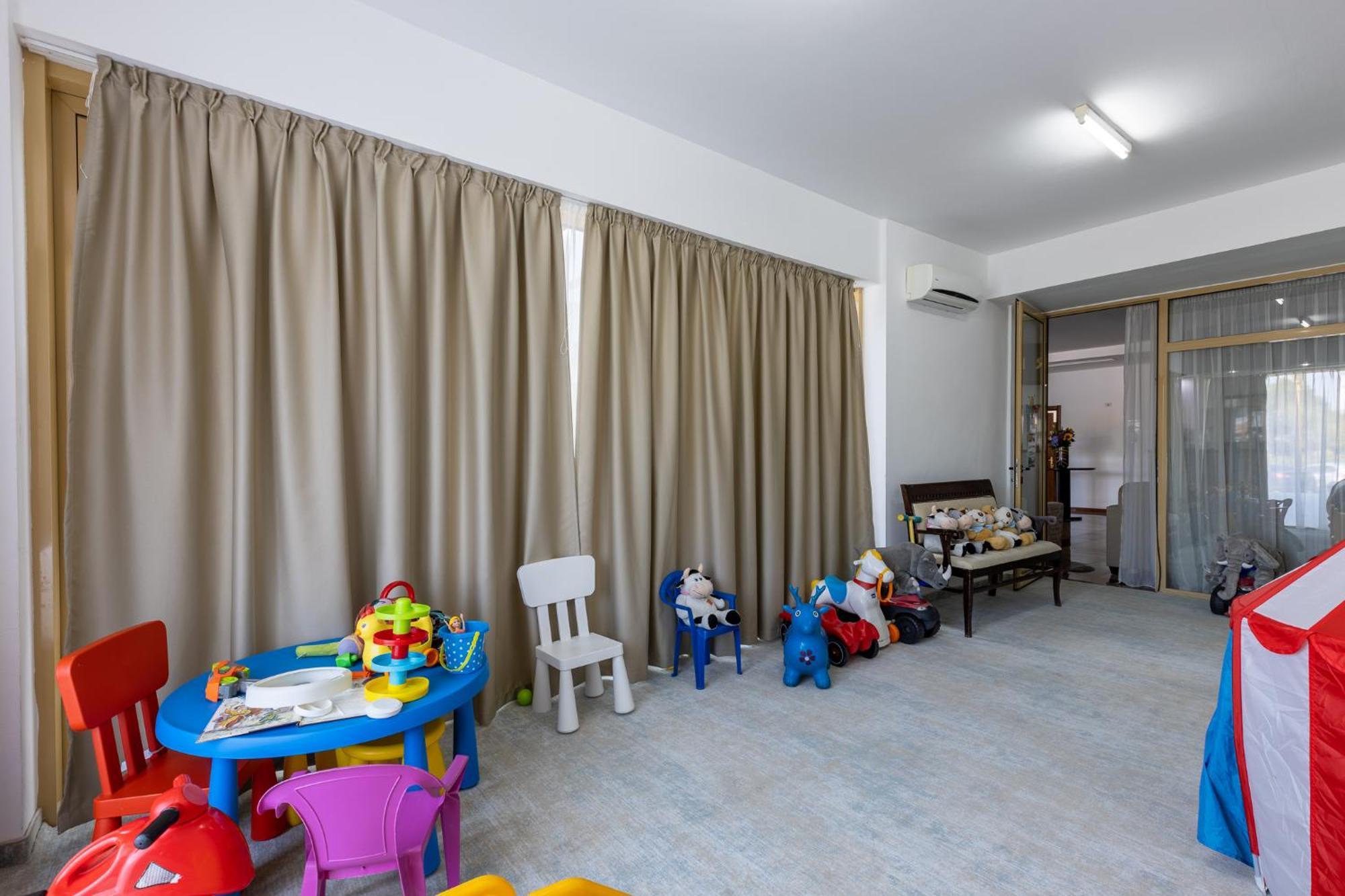 Hotel Condor Mamaja Zewnętrze zdjęcie