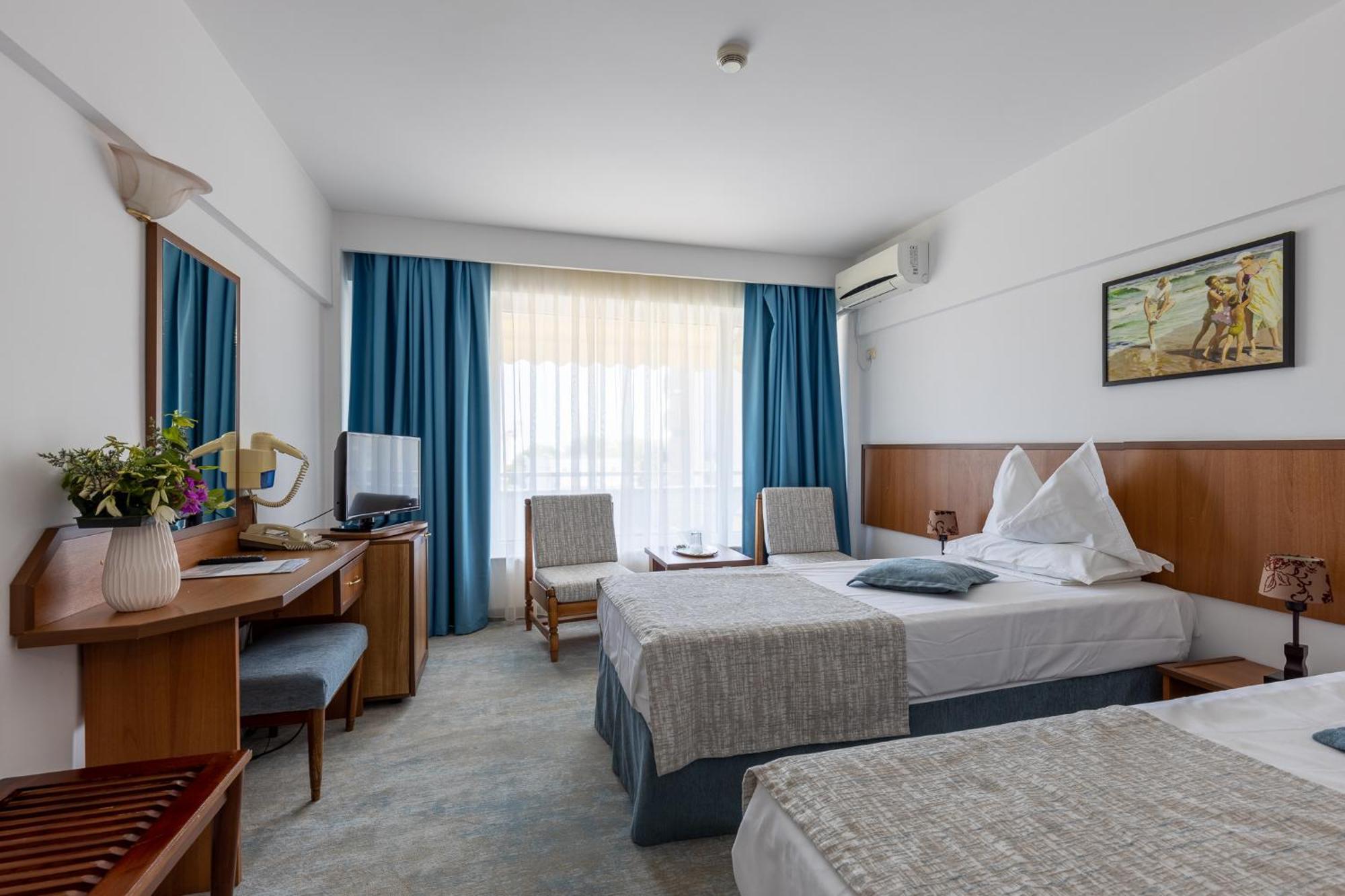 Hotel Condor Mamaja Zewnętrze zdjęcie